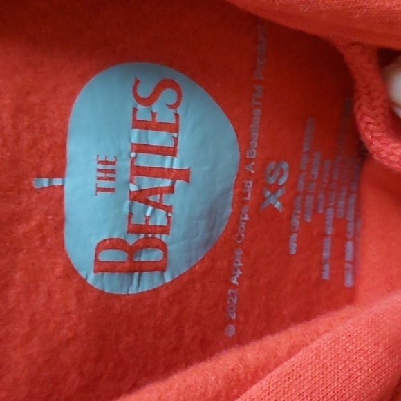 The Beatles red Hoodie XS NWOT - Picture 3 of 3